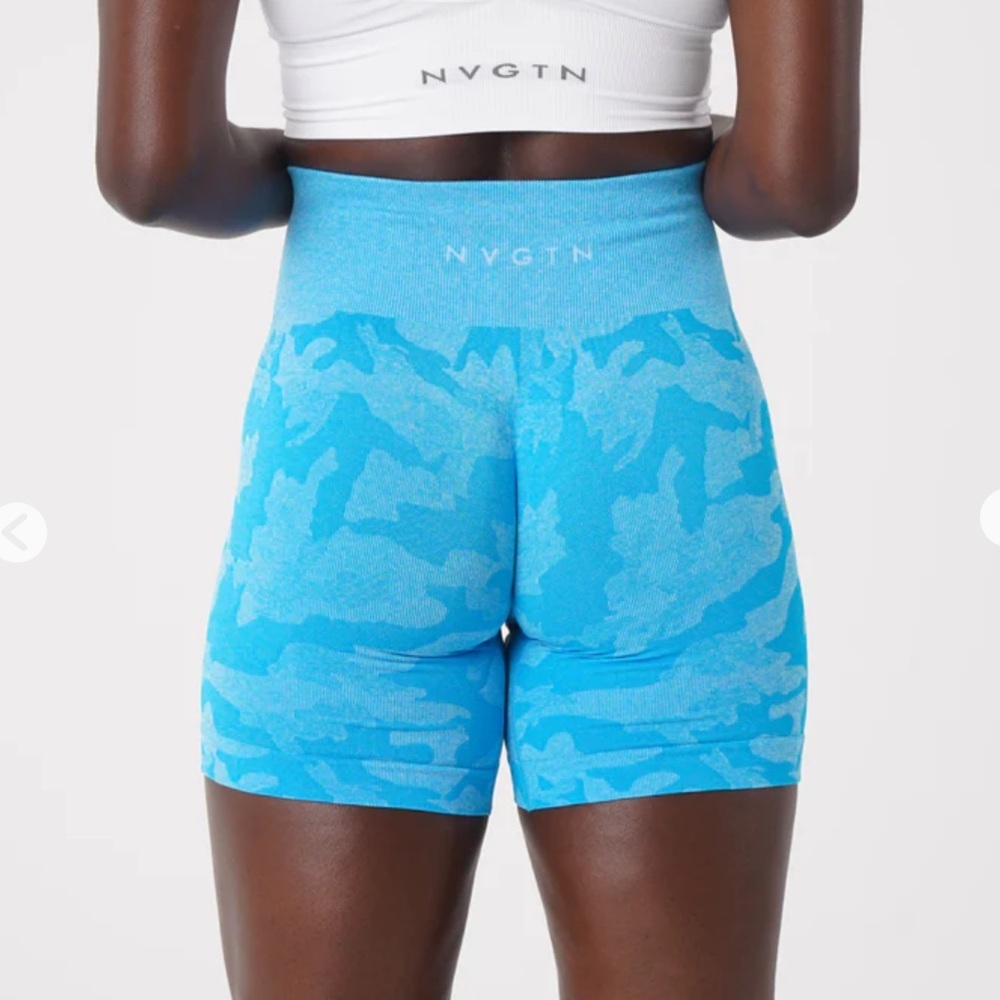 NVGTN Seamless Shorts 8" Size medium
